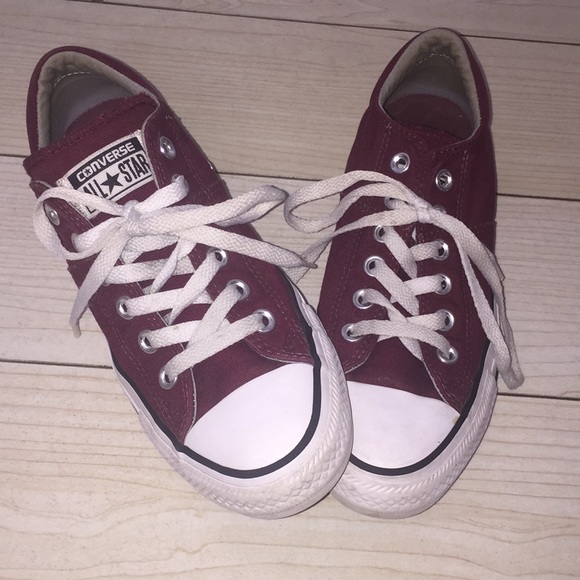 Maroon converse!! ♥️♥️♥️ - Picture 6 of 6